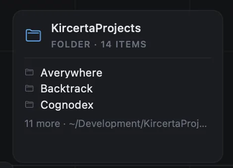 A folder on the canvas showing its name, item count, first three entries and location.